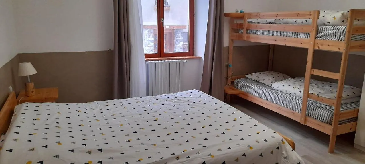 Chambre A Louer A La Nuitee Lanslebourg-Mont-Cenis Privatunterkunft